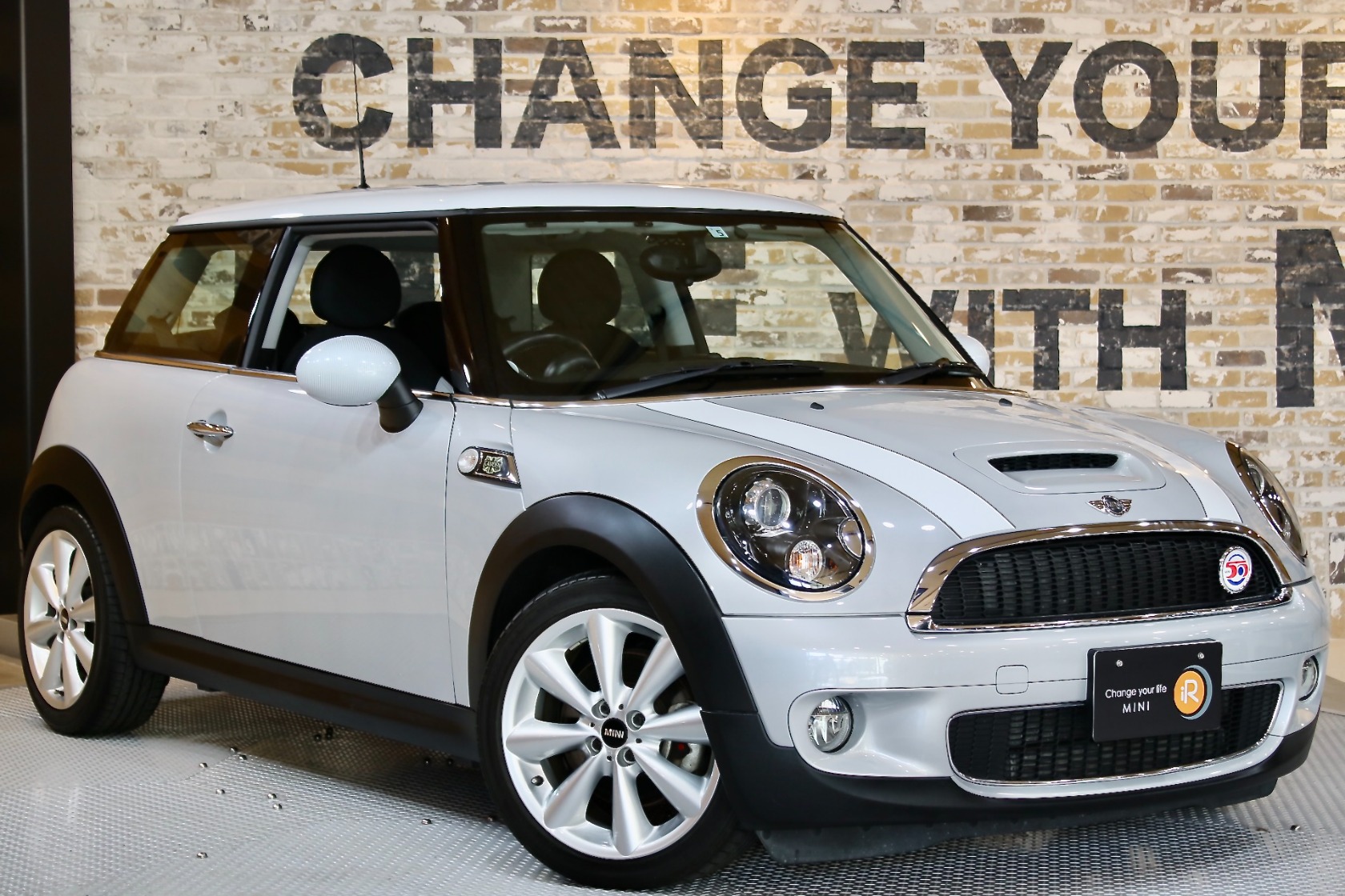 ②【USED】ミニクーパーS カムデン純正ホイール MINI　4本セットの2本 ①【USED】ミニクーパーS カムデン純正ホイール MINI 4本セットの2本