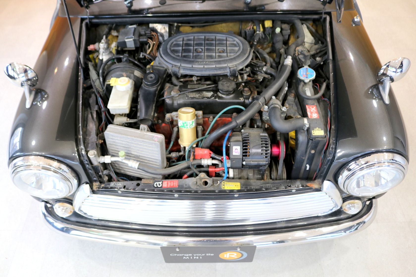 ローバーミニインジェクションエンジンMT車