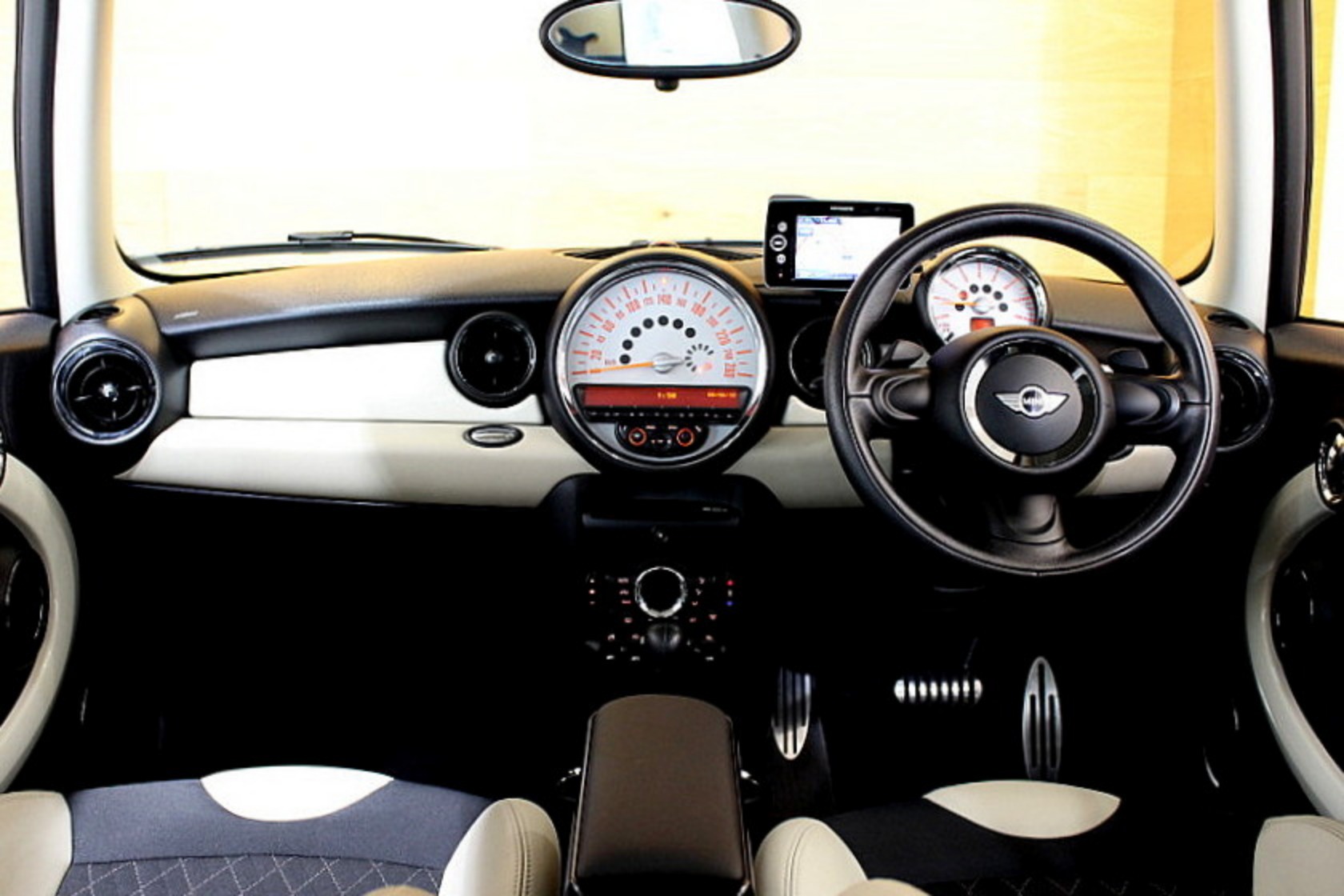 ミニ クーパーS グリーンパーク | BMW | MINI(ミニ)の中古車 ミニ クーパーS グリーンパーク | BMW | MINI(ミニ)の中古車