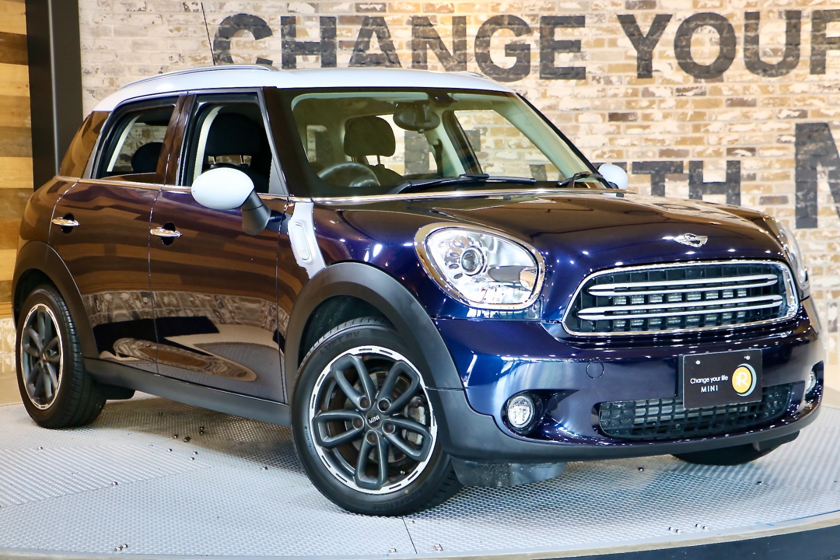 ミニクロスオーバー クーパーD ミントパッケージ | BMW | MINI ミニクロスオーバー クーパーD ミントパッケージ | BMW | MINI