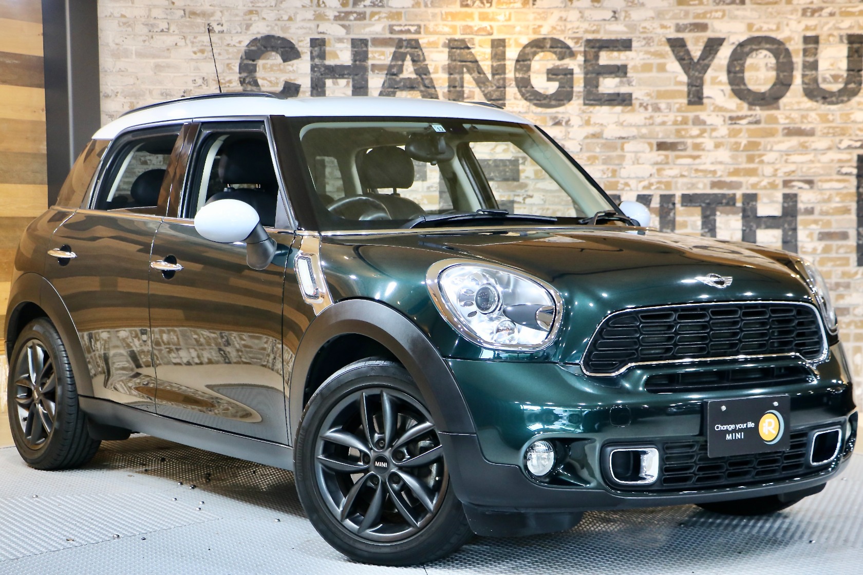 ミニクロスオーバー クーパーS | BMW | MINI(ミニ)の中古車 ミニクロスオーバー クーパーS | BMW | MINI(ミニ)の中古車