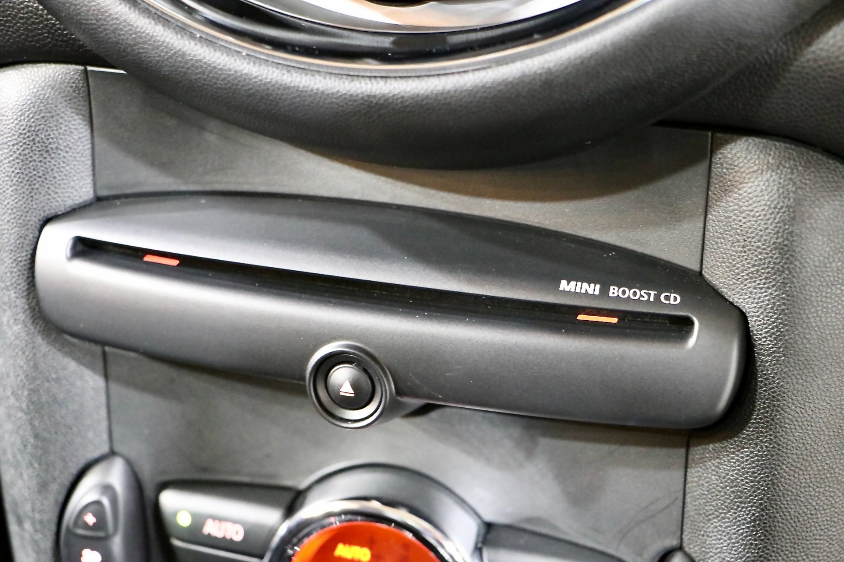 ミニクラブマン クーパーS SOHO | BMW | MINI(ミニ)の中古車 ミニクラブマン クーパーS SOHO | BMW | MINI(ミニ)の中古車