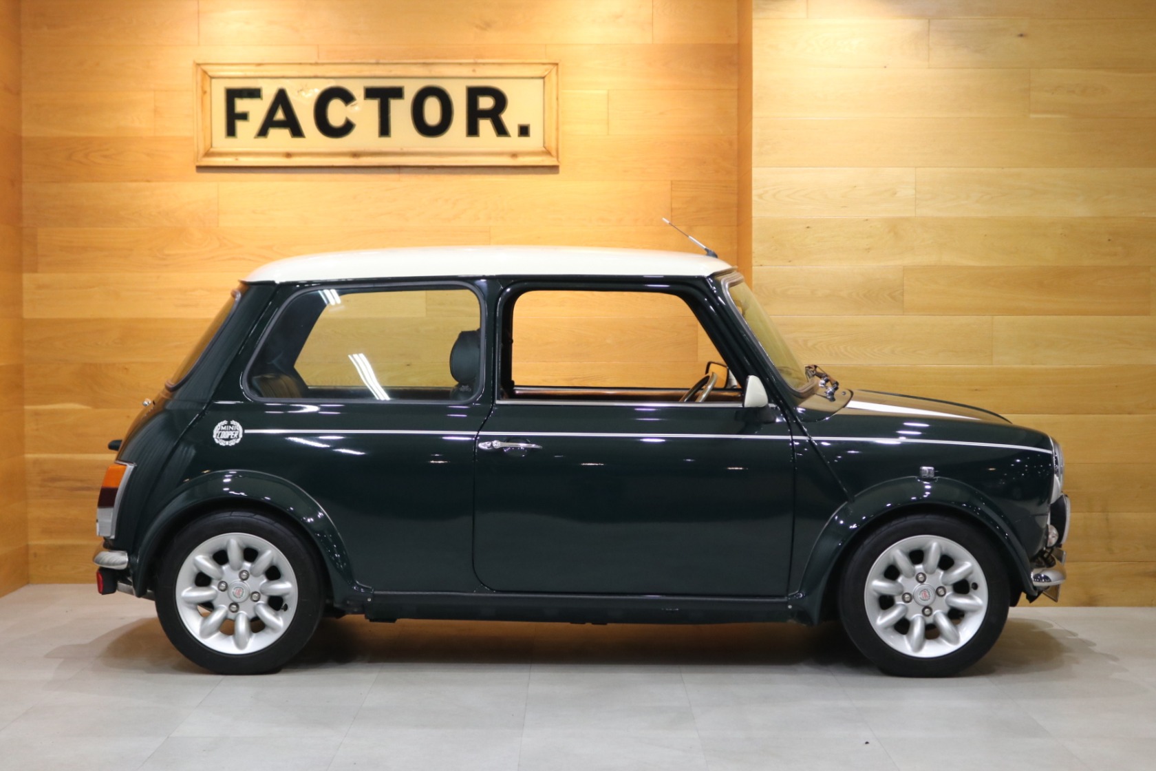 ミニ クーパー40thアニバーサリーLTD | ローバーミニ | MINI（ミニ）の