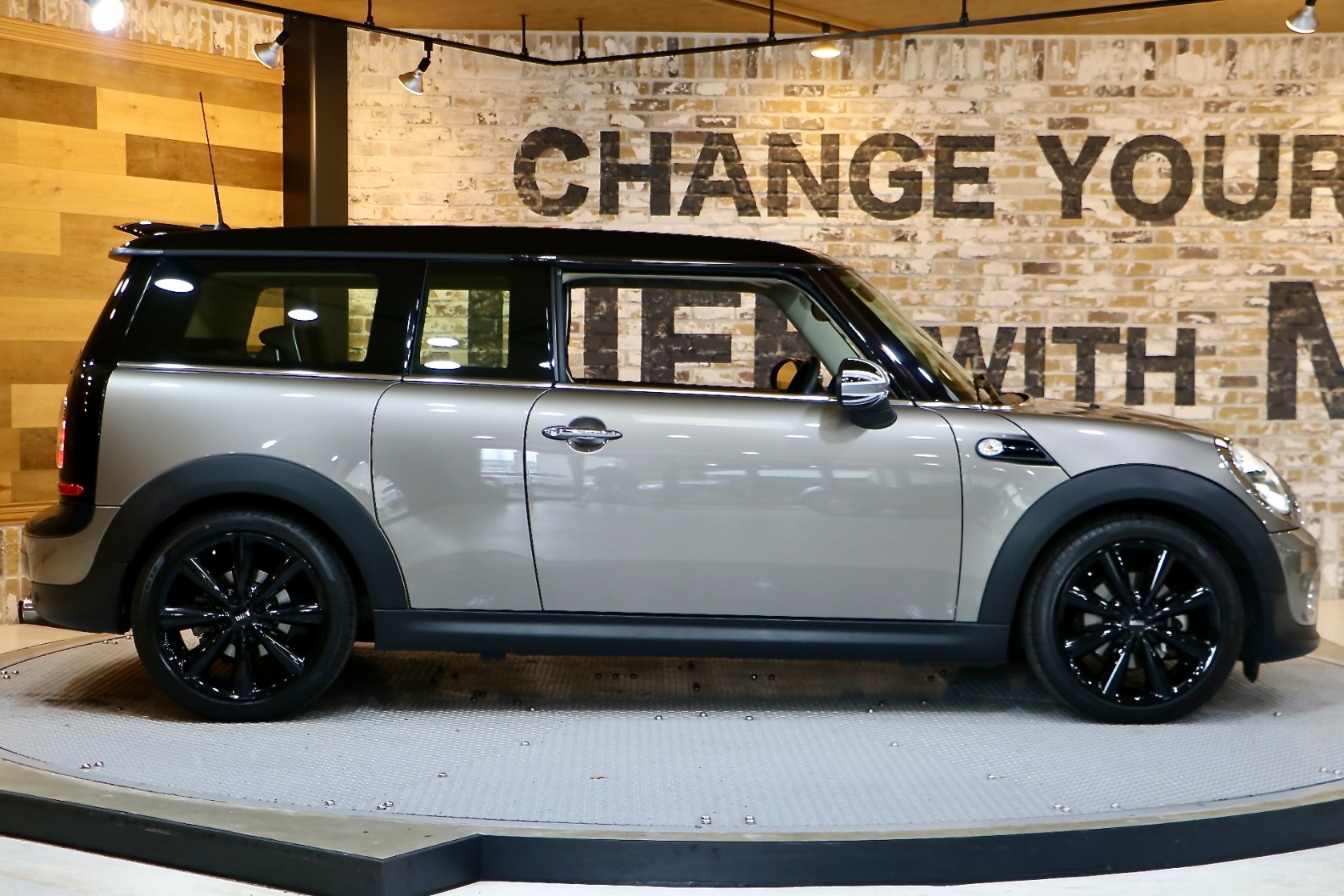 VlTESSE ミニクーパー2台セット ミニクラブマン クーパー チリパッケージ | BMW | MINI（ミニ