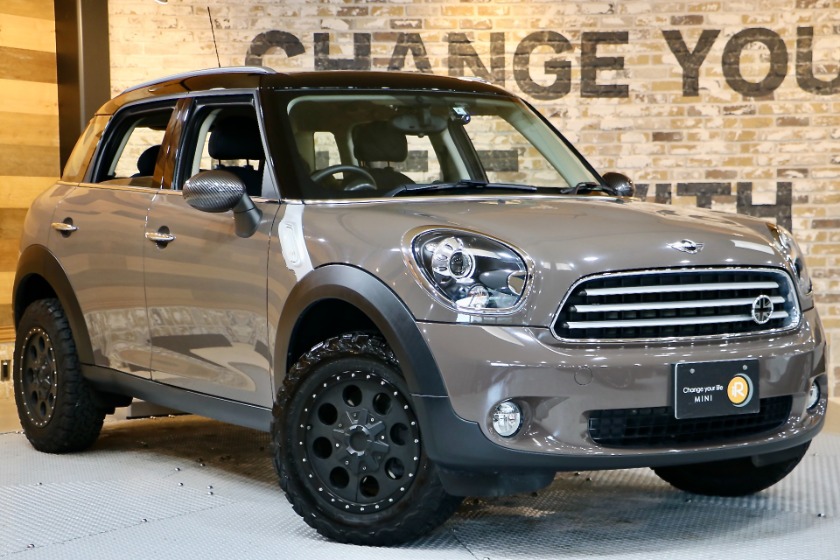 ミニクロスオーバー クーパー バレンタインロード Bmw ミニ中古車専門店 Ir イール