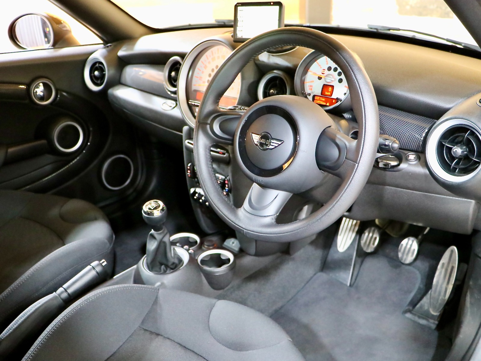 ミニクーペ クーパーS | BMW | MINI（ミニ）の中古車専門店iR