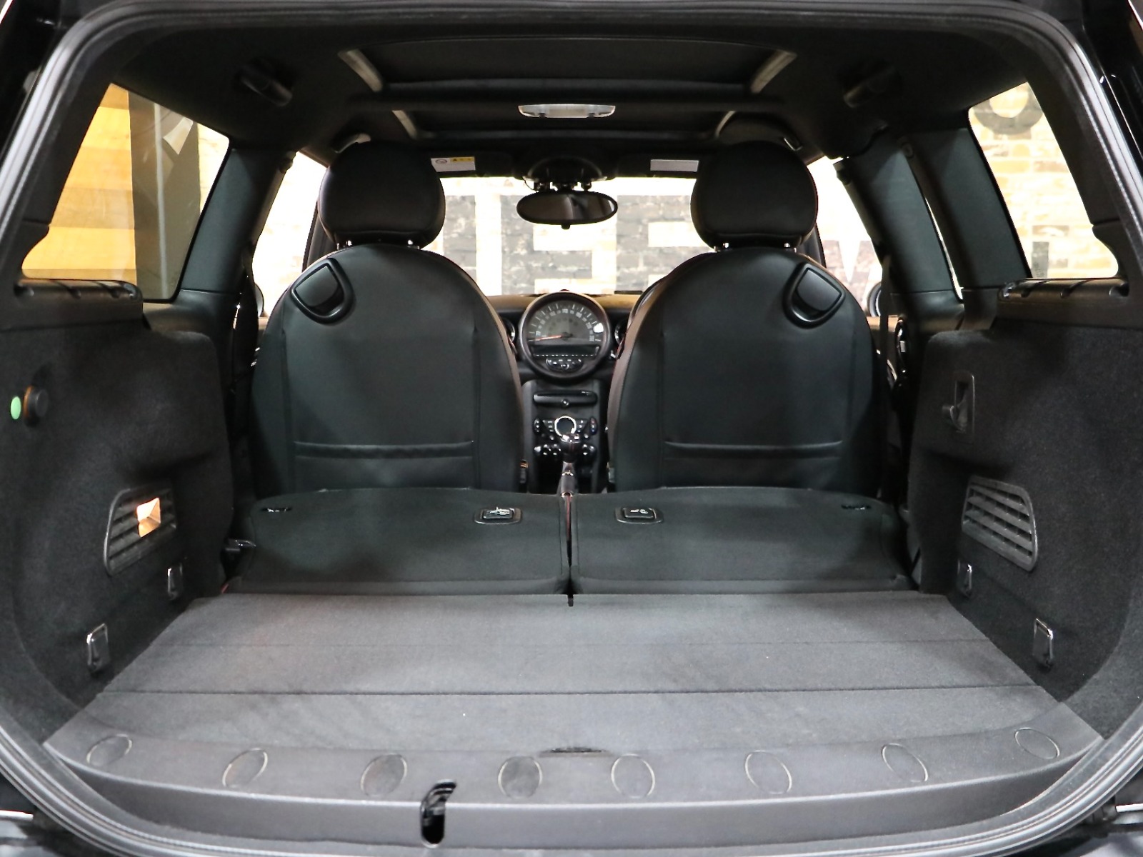 可愛いBMW MINIクラブマン！本革シート！お値下げ交渉OK！ 8月末まで！可愛いBMW MINIクラブマン！本革シート！お値下げ交渉OK！