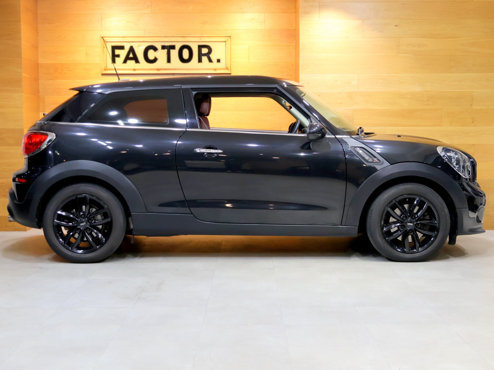 ミニペースマン クーパーS | BMW | MINI（ミニ）の中古車専門店iR