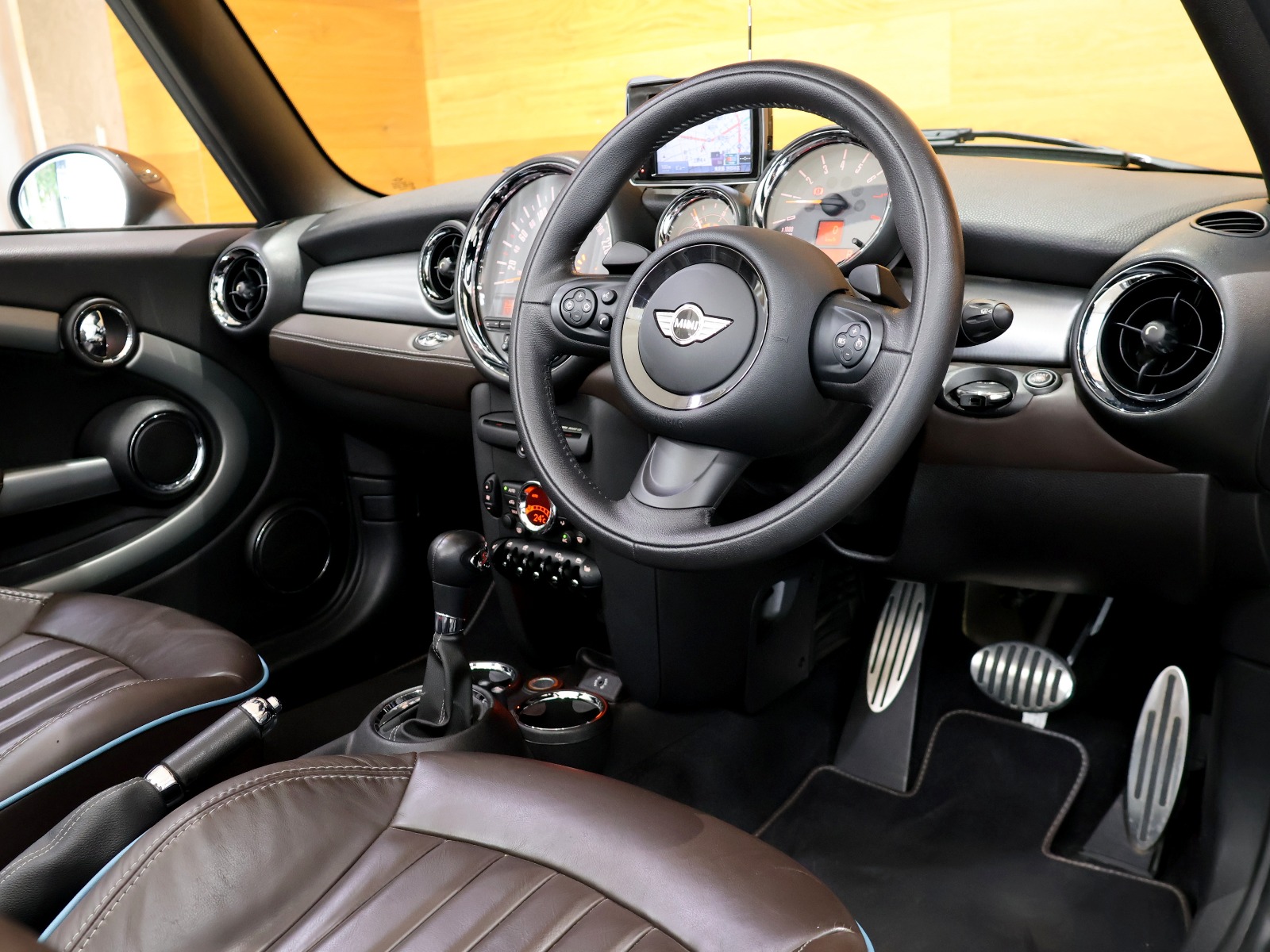 ミニコンバーチブル クーパーS ハイゲート | BMW | MINI（ミニ
