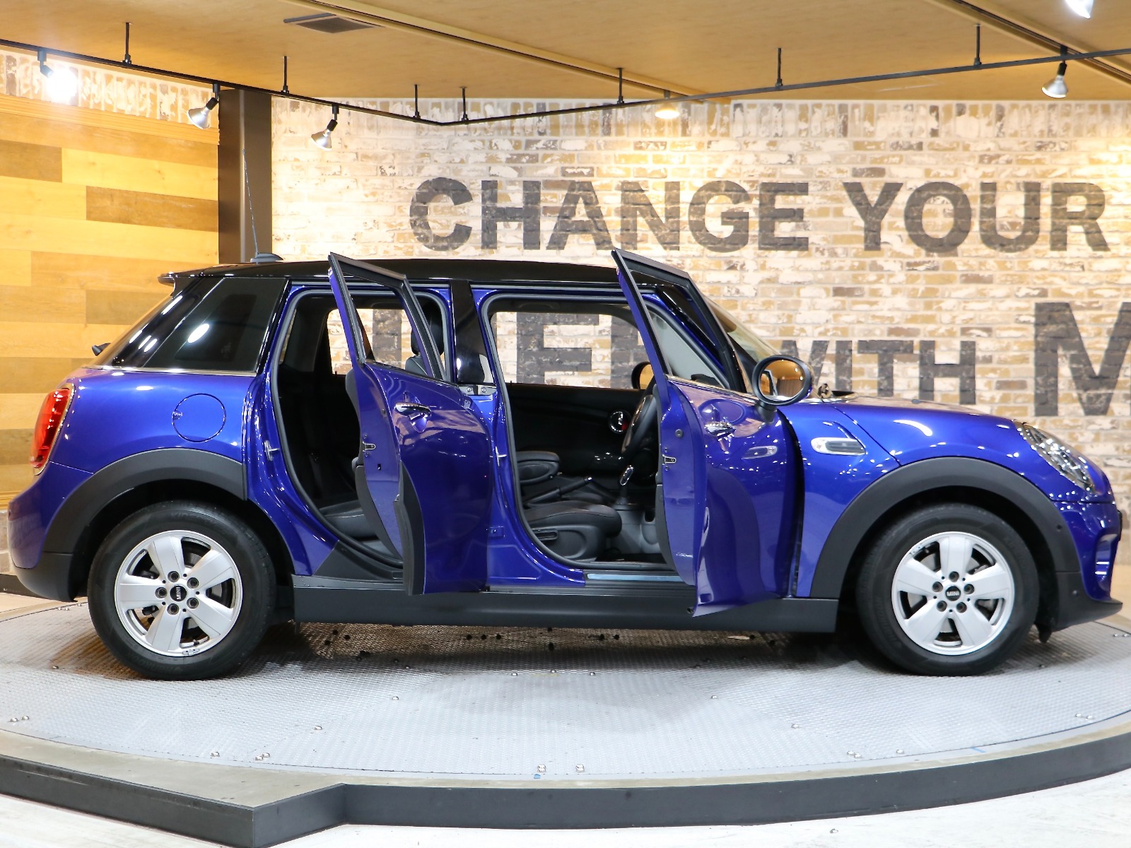 ミニ5ドア クーパー | BMW | MINI（ミニ）の中古車専門店iR