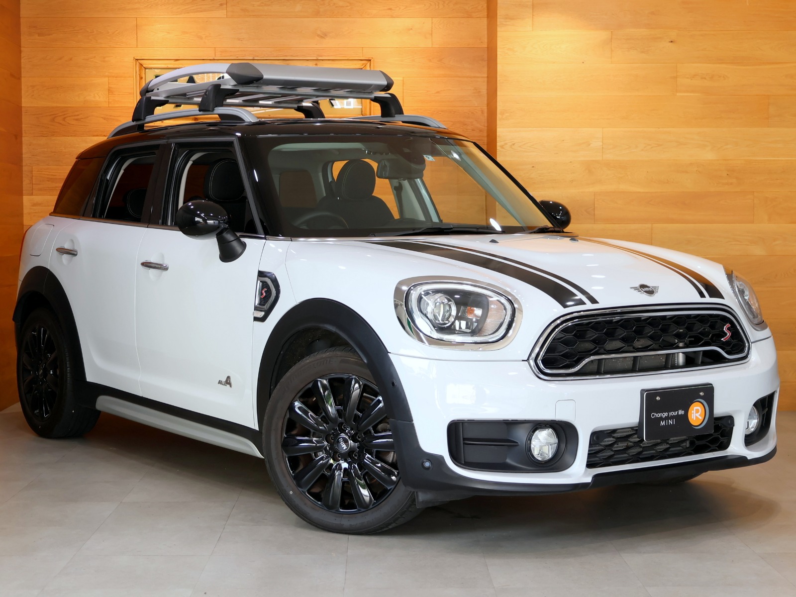 ミニクロスオーバー クーパーSD ALL4 | BMW | MINI（ミニ）の中古車専門店iR