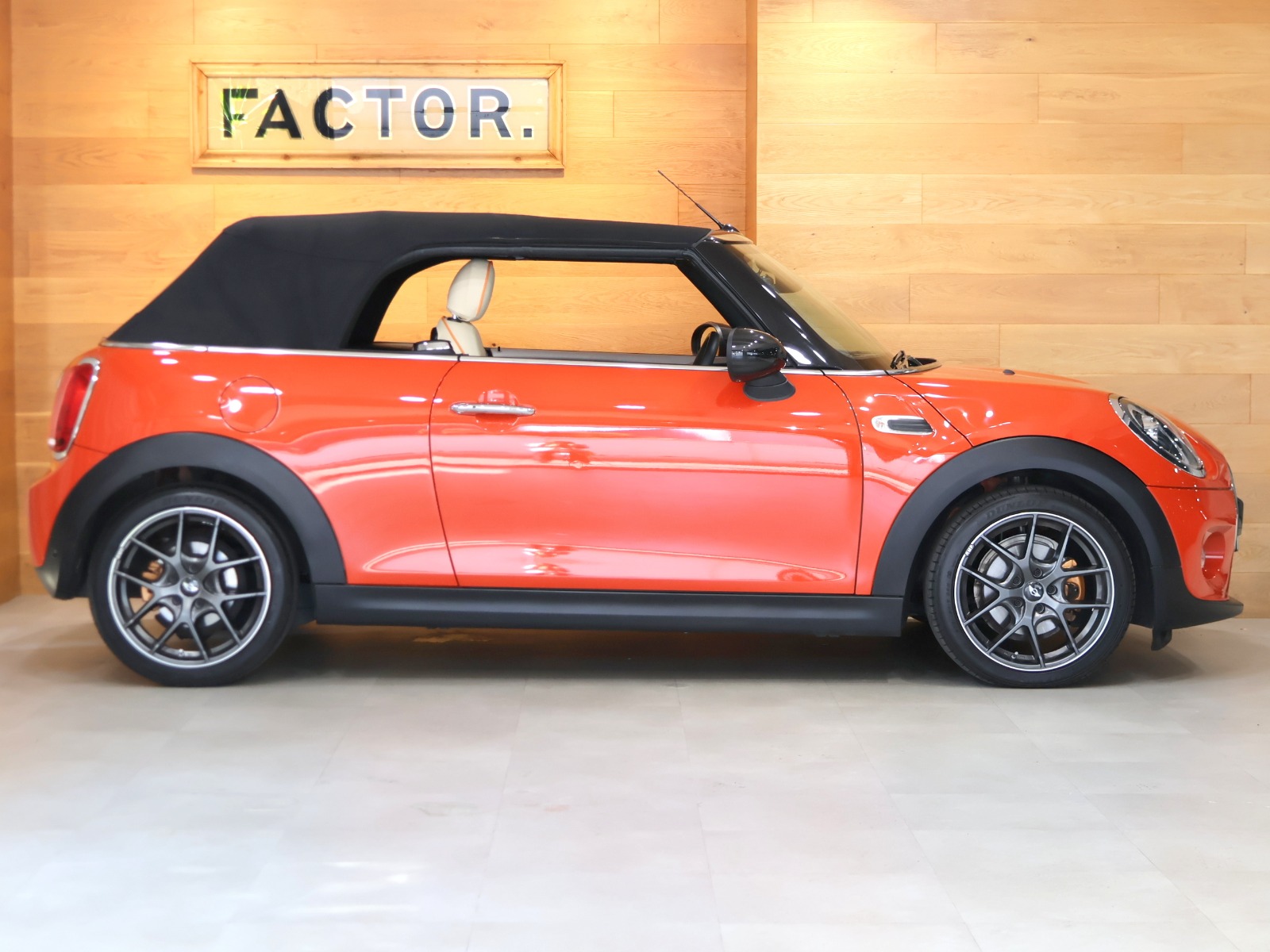 ミニコンバーチブル クーパー | BMW | MINI(ミニ)の中古車専門店iR ミニコンバーチブル クーパー | BMW | MINI(ミニ)の中古車専門店iR