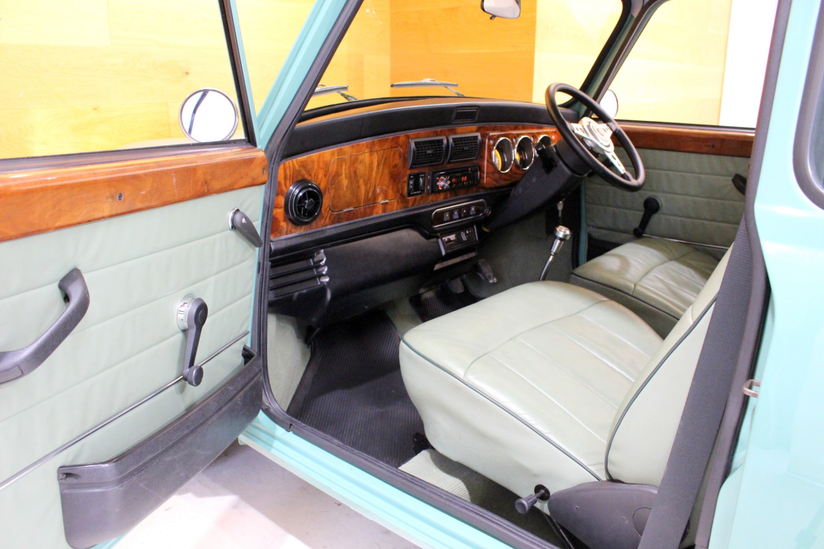 ミニ クーパー | ローバーミニ | MINI（ミニ）の中古車専門店iR