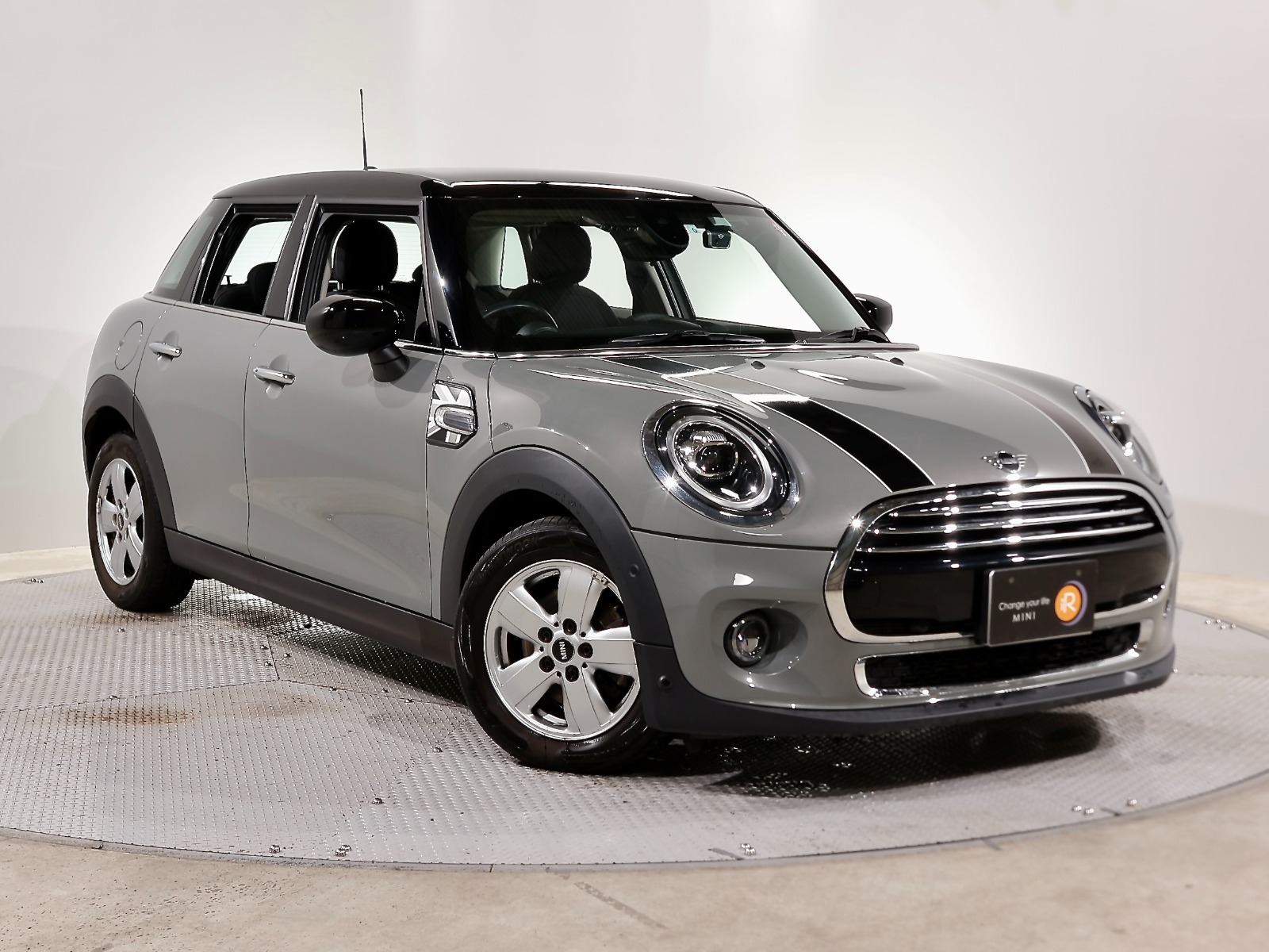 ミニ5ドア クーパー | BMW | MINI（ミニ）の中古車専門店iR