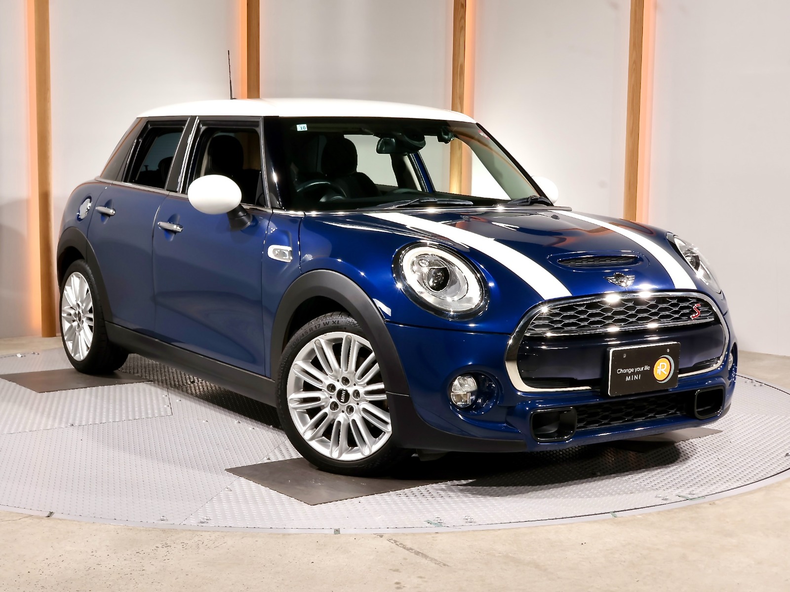 ミニ5ドア クーパーSD | BMW | MINI（ミニ）の中古車専門店iR