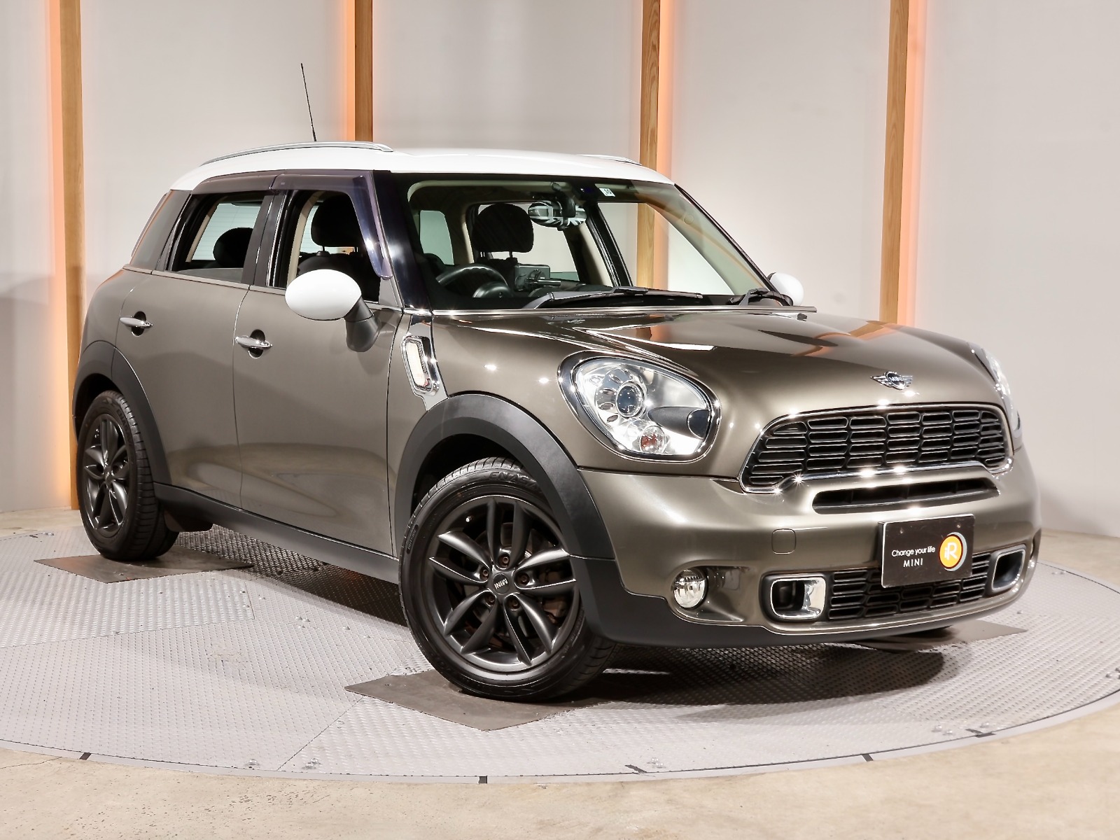 New MINI Vehicles for Sale | New Country Motor Car Group