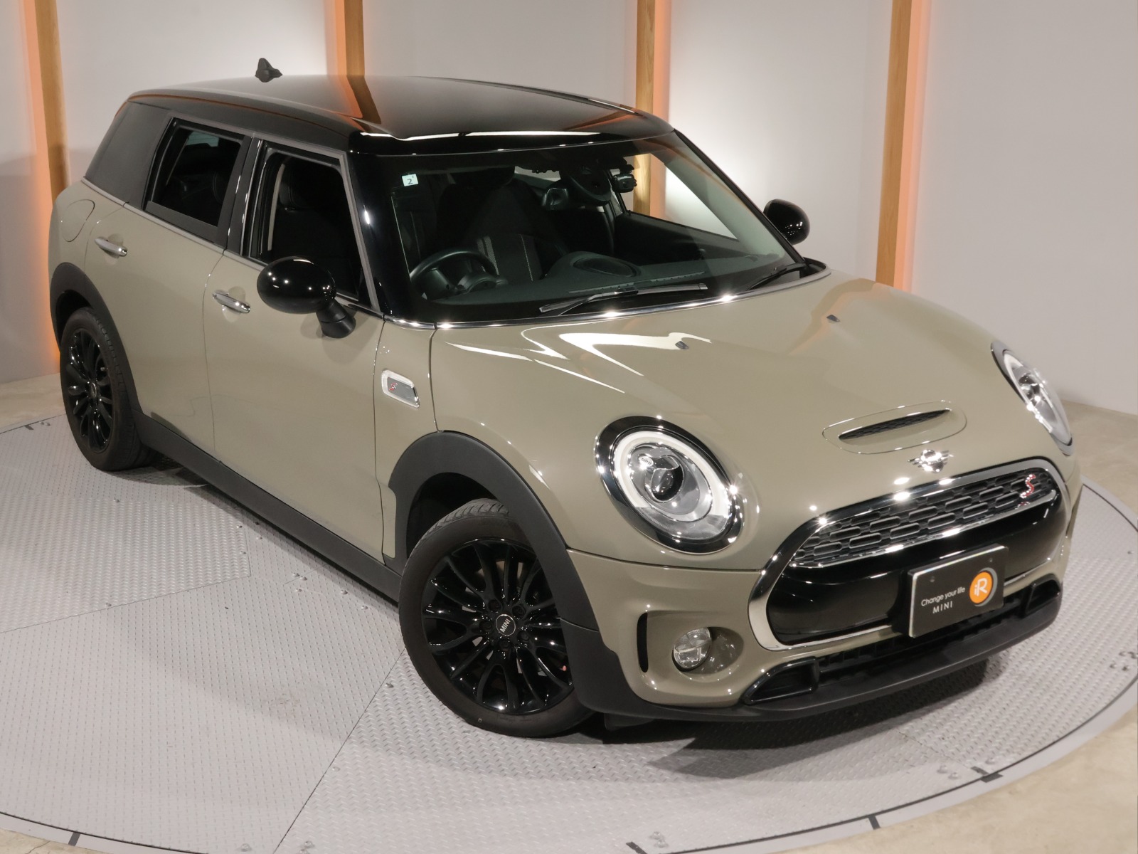 BEC 福島県福島市から発送します。 MINI クラブマン 純正オプ④ 2x?updDate=20241207121014