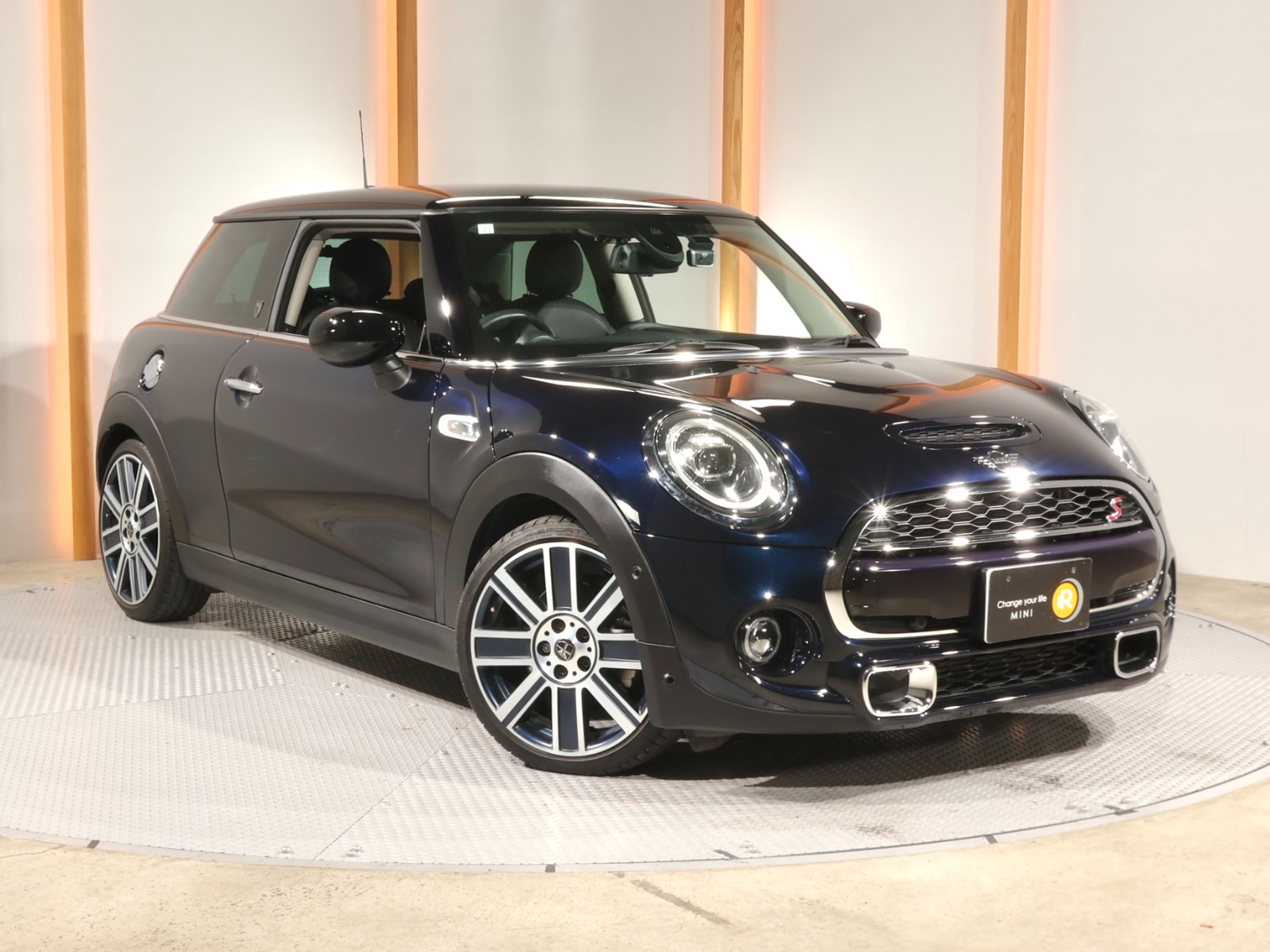 新しいブランド BMW MIN ヘッドライト インナーブラック R55