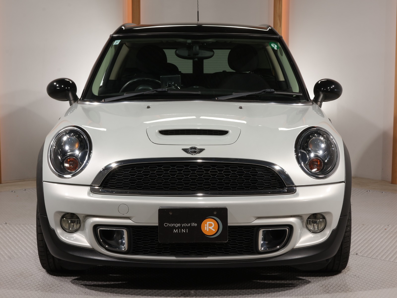 ミニクラブマン クーパーS SOHO | BMW | MINI(ミニ)の中古車 ミニクラブマン クーパーS SOHO | BMW | MINI(ミニ)の中古車