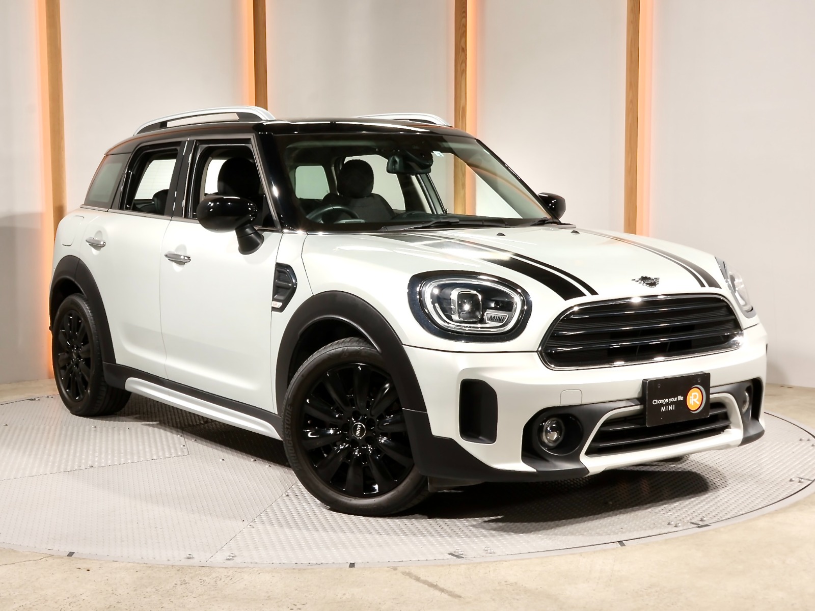 ミニクラブマン クーパーS SOHO | BMW | MINI(ミニ)の中古車 ミニクラブマン クーパーS SOHO | BMW | MINI(ミニ)の中古車