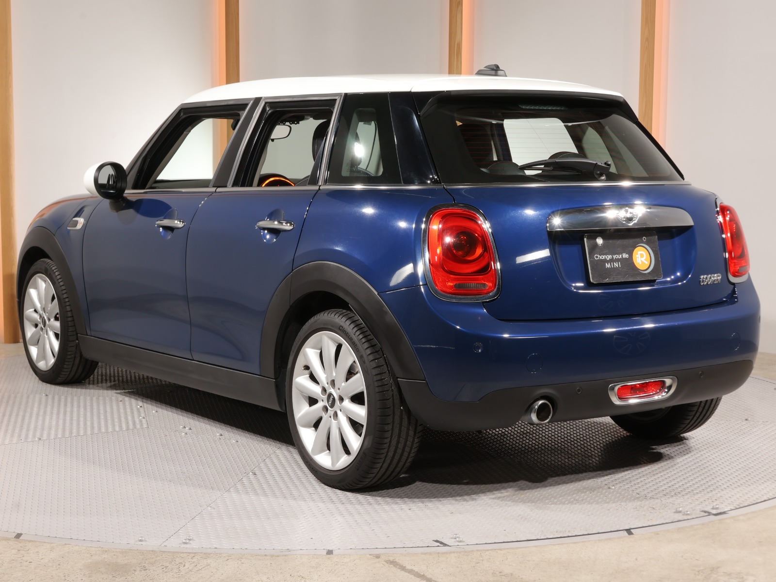 ミニ5ドア クーパー | BMW | MINI（ミニ）の中古車専門店iR