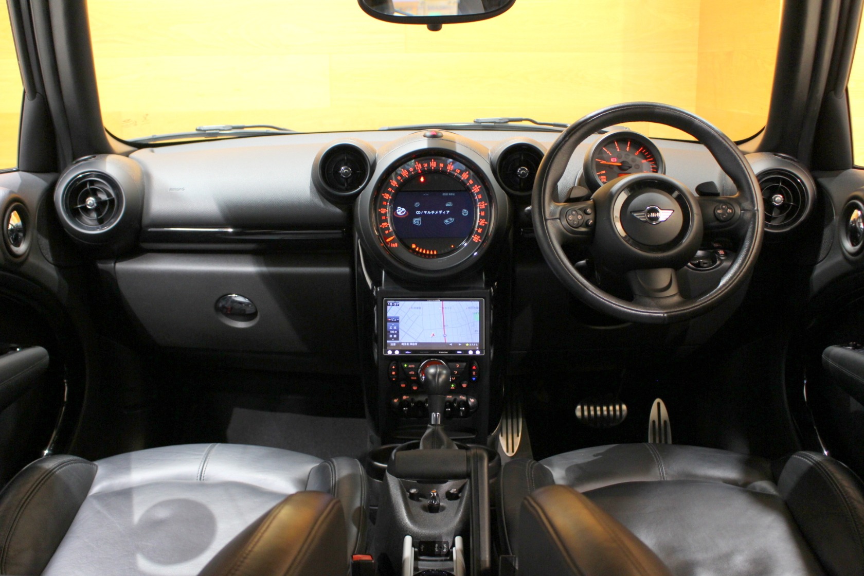 ミニクロスオーバー クーパーSD ブラックナイト | BMW | MINI（ミニ 