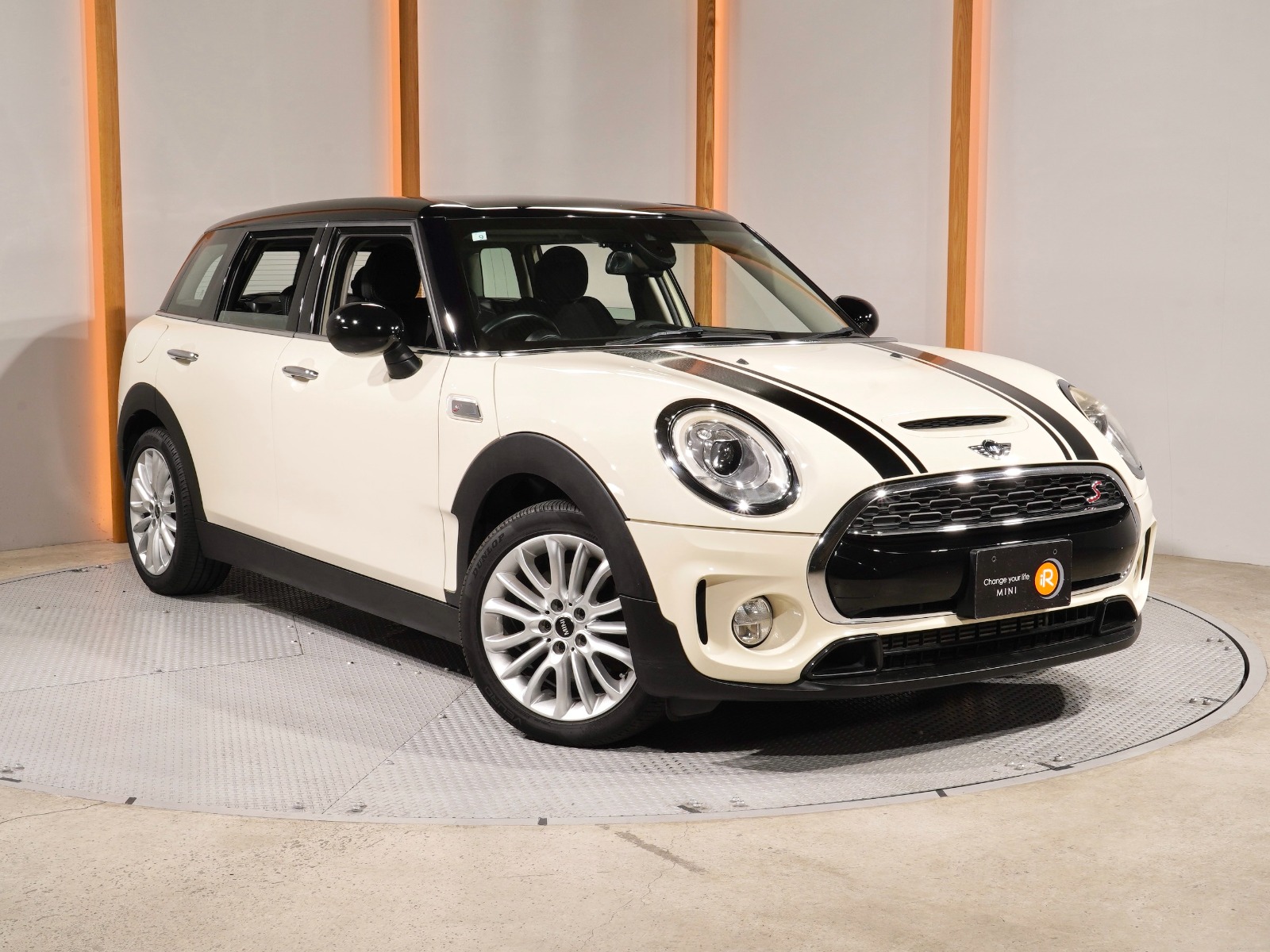 BEC 福島県福島市から発送します。 MINI クラブマン 17インチ③ MINI（MINI）クーパー クラブマン ファーストパッケージ