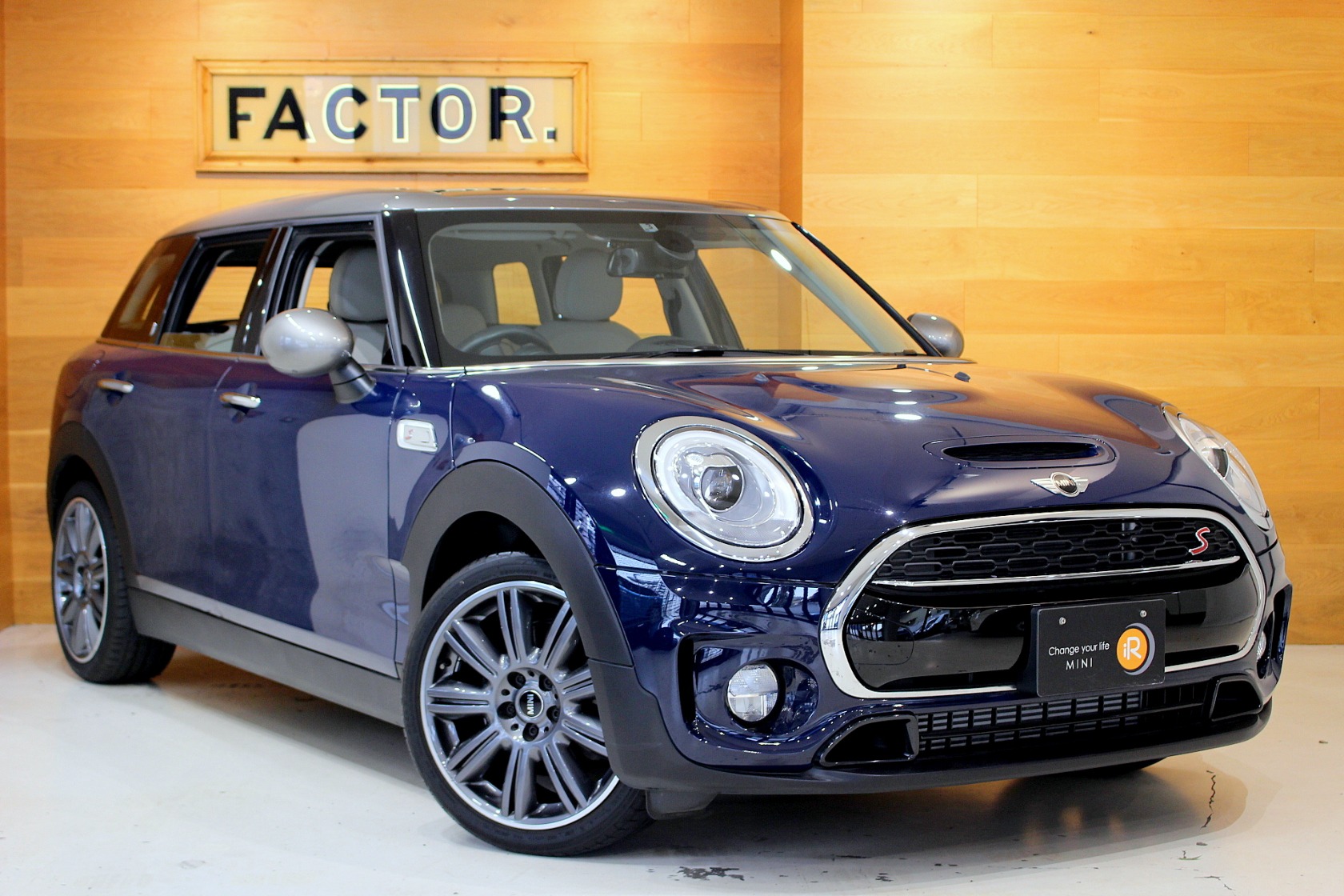 BEC 福島県福島市から発送します。 MINI クラブマン 純正 17タ② 2x?updDate=20240714180437