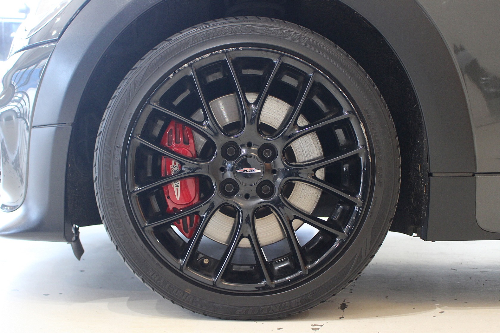 ミニクラブマン JCW | BMW | MINI(ミニ)の中古車専門店iR ミニクラブマン JCW | BMW | MINI(ミニ)の中古車専門店iR