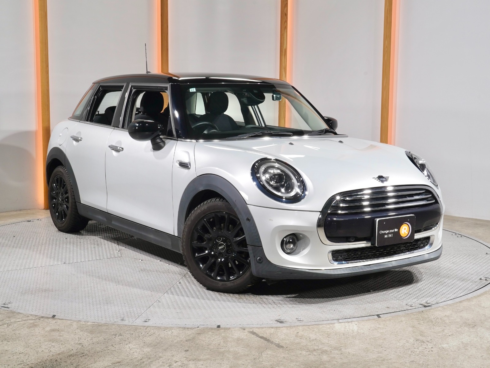 ミニ5ドア クーパー | BMW | MINI（ミニ）の中古車専門店iR
