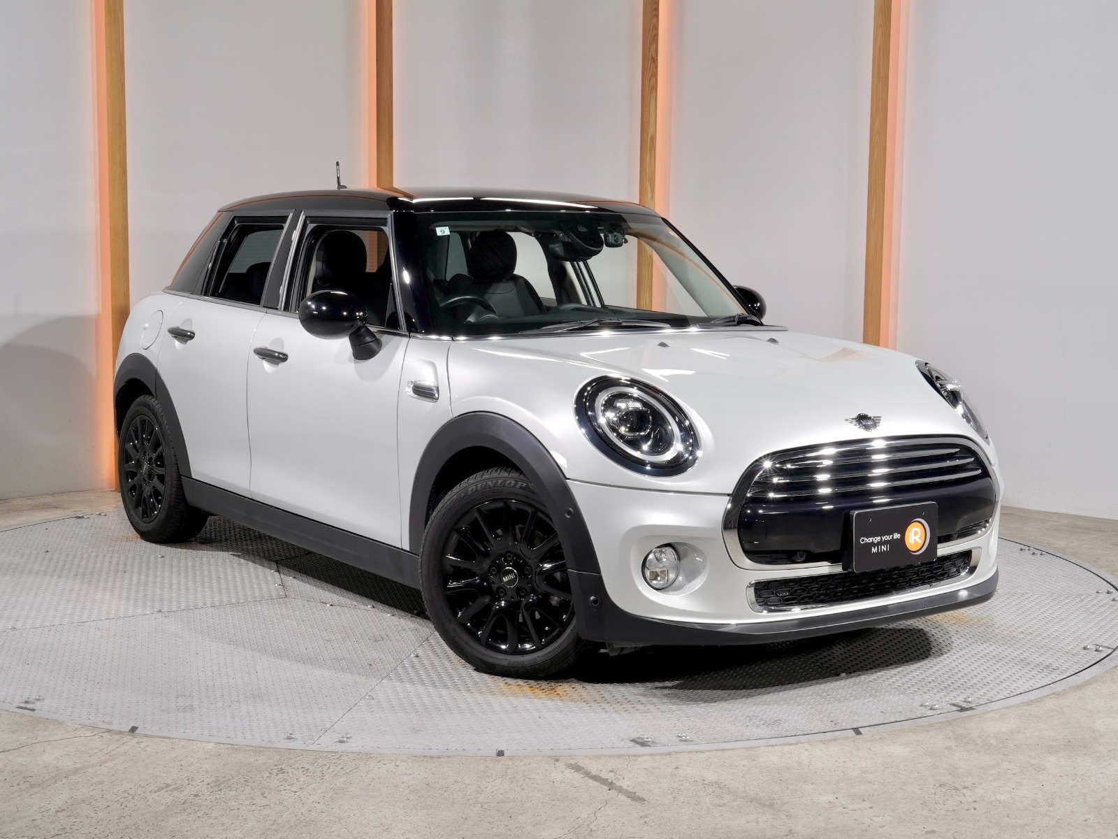 ミニコンバーチブル クーパーS サイドウォーク | BMW | MINI（ミニ）の