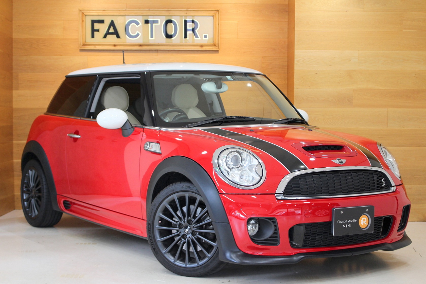 ミニ クーパーS | BMW | MINI(ミニ)の中古車専門店iR ミニ クーパーS | BMW | MINI(ミニ)の中古車専門店iR