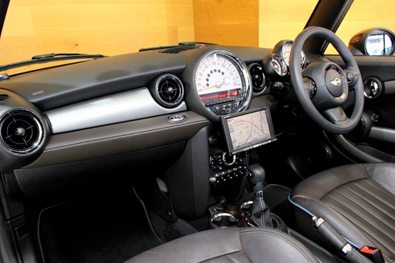 ミニコンバーチブル クーパー ハイゲート | BMW | MINI（ミニ）の中古